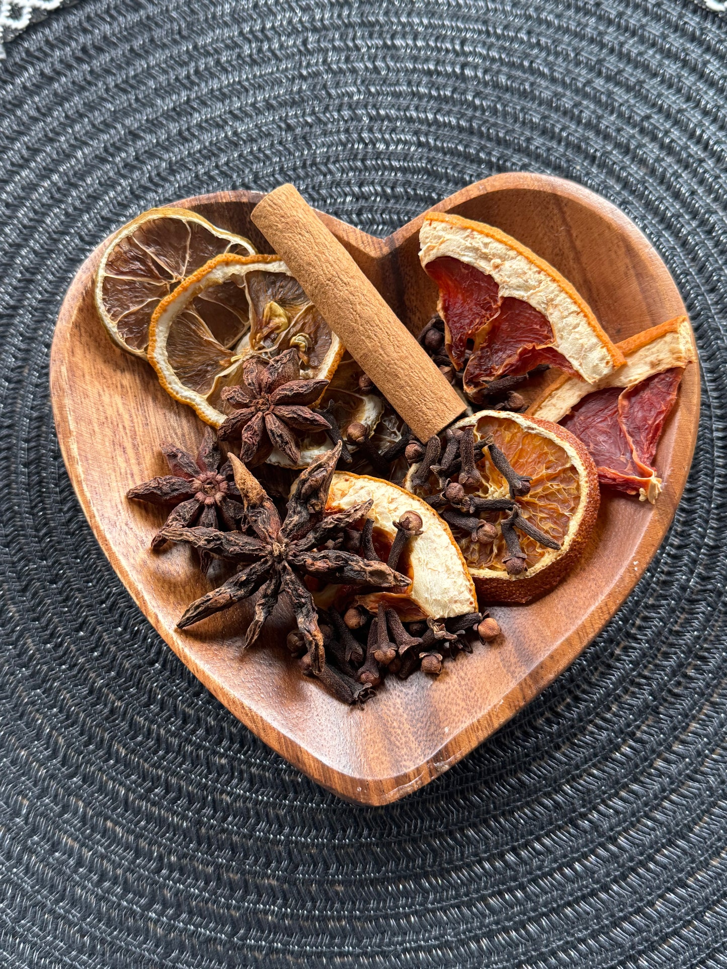 Spiced Citrus Simmer Pot – Bright & Cozy Natural Stovetop Potpourri