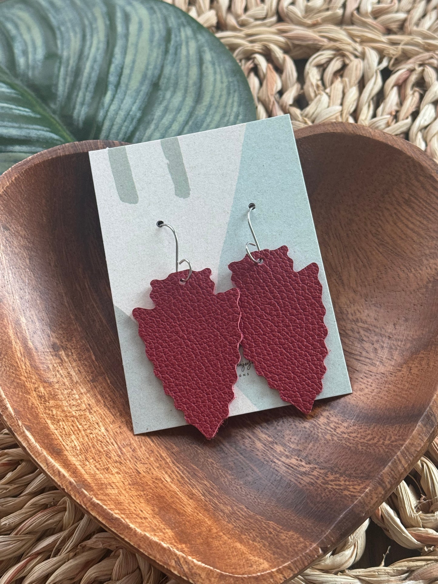 Handmade Arrowhead Leather Earrings – Game Day Sports Jewelry for Fans & Moms
