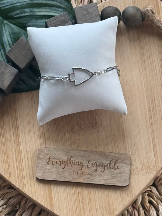 Arrowhead Paperclip Chain Bracelet – Available in Gold or Silver