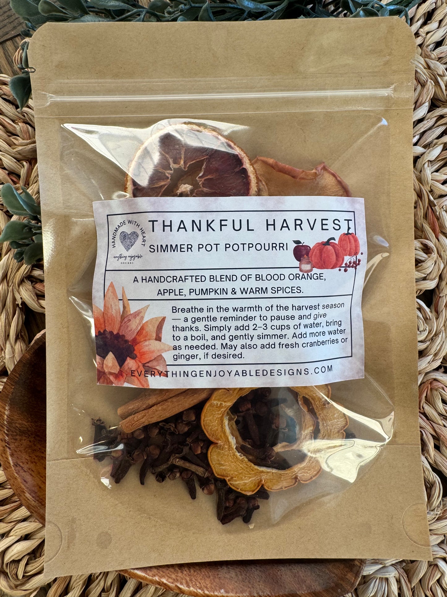 Thankful Harvest Simmer Pot – Warm & Cozy Natural Stovetop Potpourri